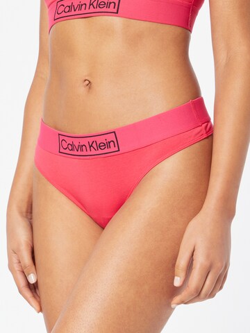 Calvin Klein Underwear String in Roze: voorkant