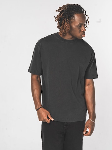 T-Shirt 'STONE WASHED BASIC TEE' ATELIER OF FAITH en gris