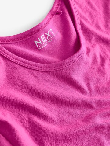 Tricou de la Next pe roz