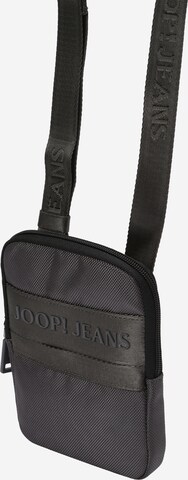 Borsa a tracolla 'Rafael' di JOOP! in grigio: frontale