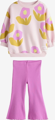 Next Setti värissä vaaleanpunainen: etupuoli