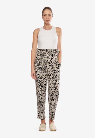 Le Temps Des Cerises Regular Pants in Beige