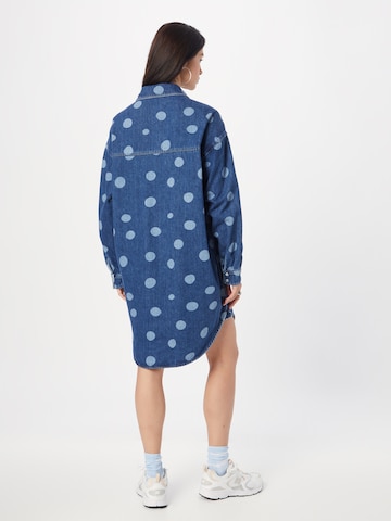 Monki Платье-рубашка в Синий