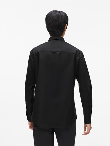 Karl LagerfeldRegular Fit Košulja 'Dna' - crna boja