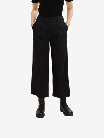 TOM TAILOR Wide leg Pleated Pants in Black: front