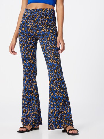 Trendyol Flared Trousers in Blue: front