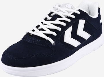 Baskets basses Hummel en bleu : devant