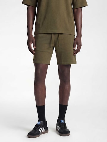 TRAPP regular Παντελόνι σε πράσινο: μπροστά