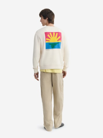 Thinking MU Collegepaita 'Leon' värissä valkoinen