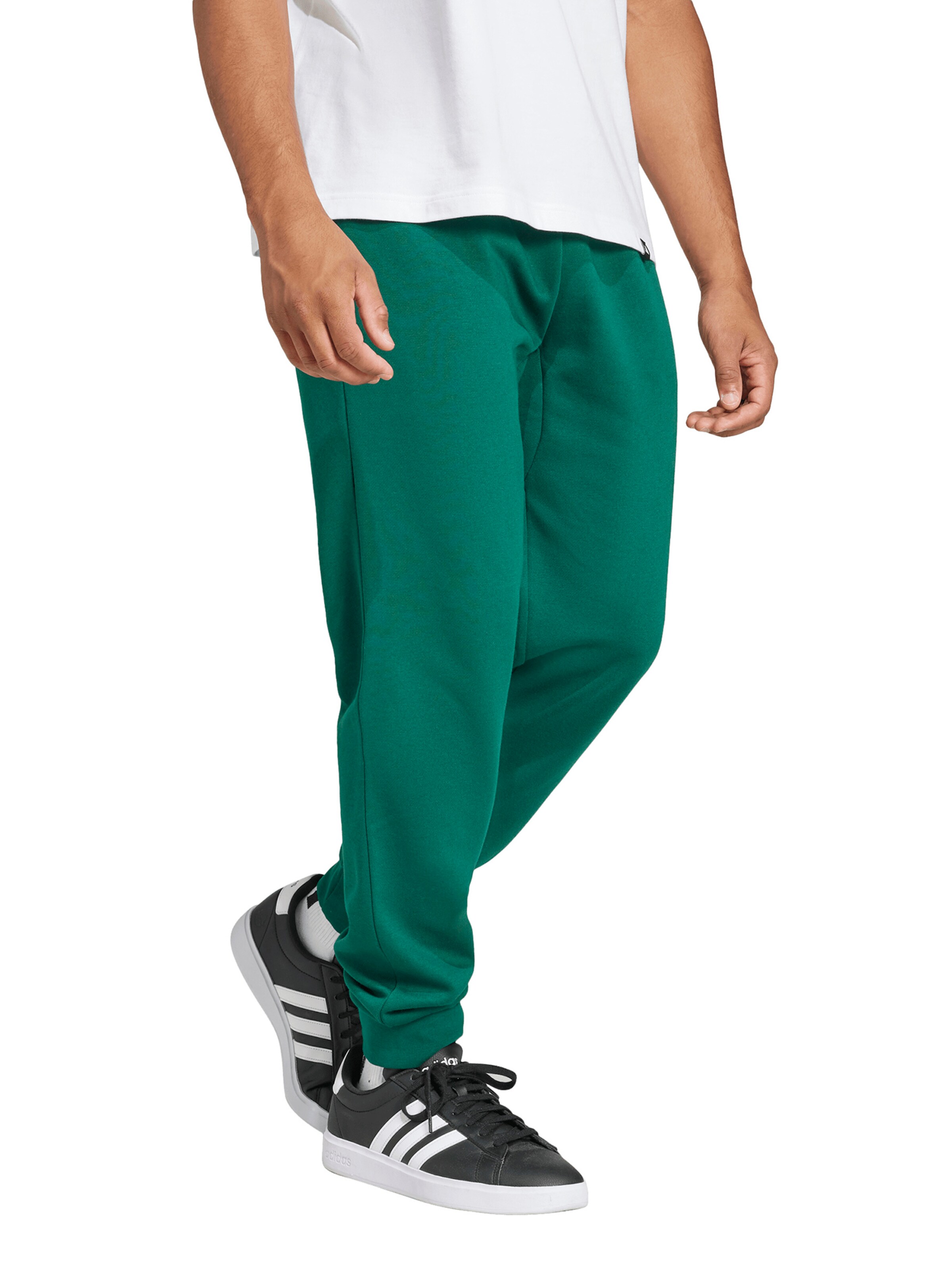 ADIDAS SPORTSWEAR Конический (Tapered) Спортивные штаны 'FEELCOZY' в Зеленый