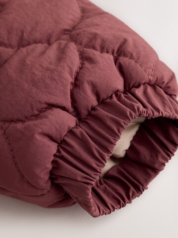 Ensemble Next en rouge
