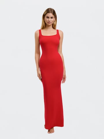 cfab (formerly creamy fabrics) Klänning 'Ribbed Tank Top Maxikleid' i röd: framsida