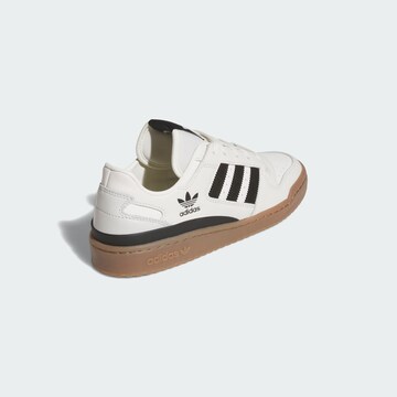 Baskets basses 'Forum' ADIDAS ORIGINALS en blanc