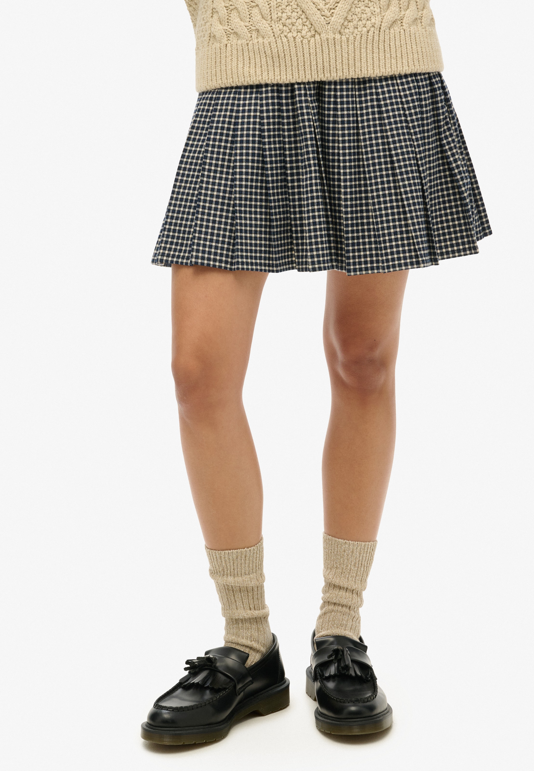 Superdry Rock in Schwarz: Vorderseite