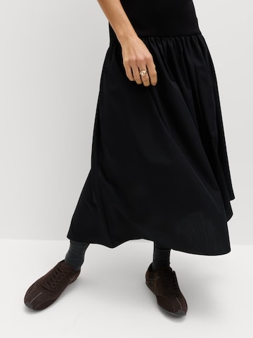 Robe Marks & Spencer en noir