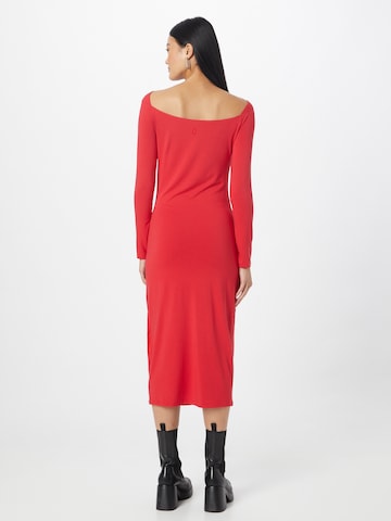 Robe NU-IN en rouge