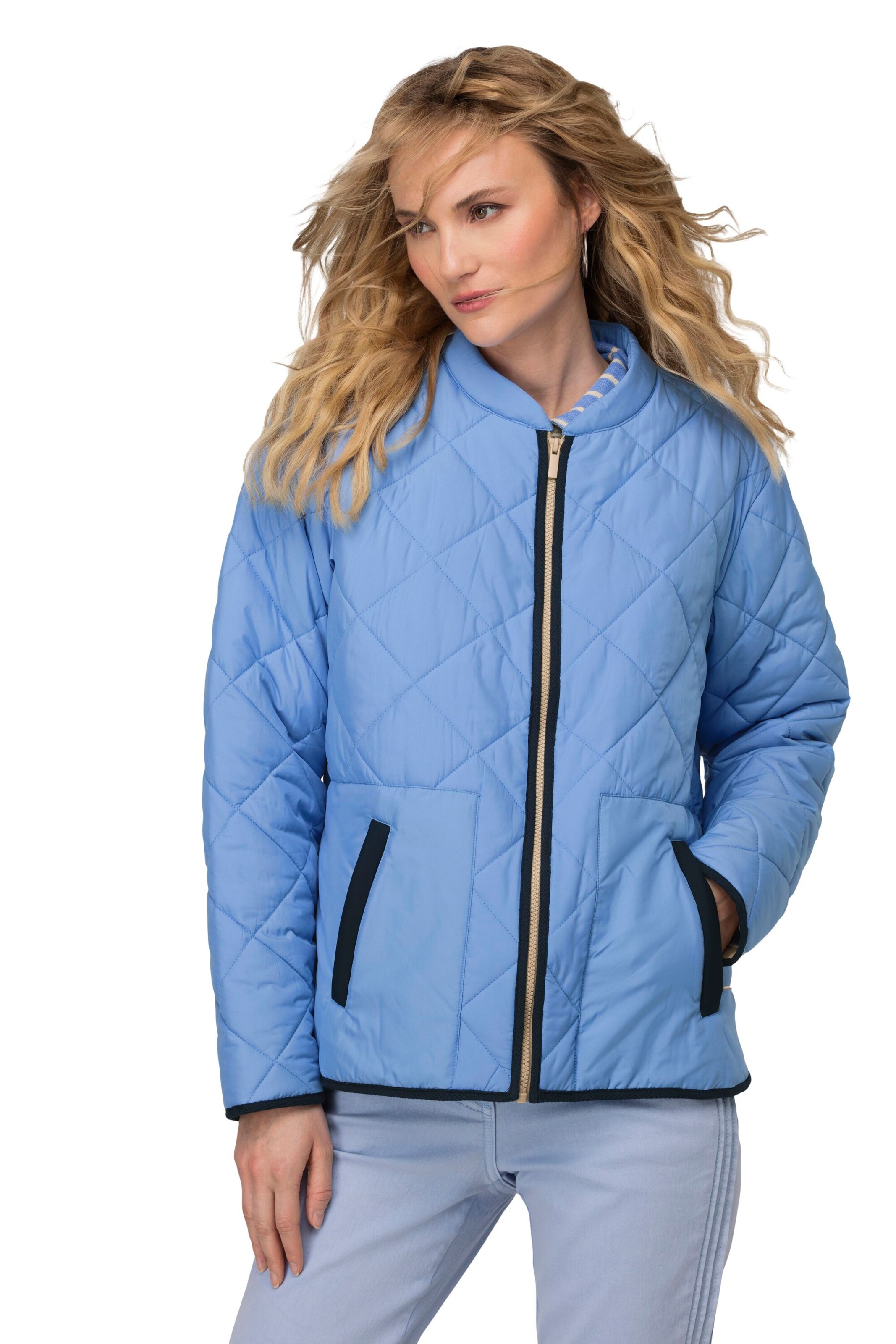 LAURASØN Performance Jacket in Blue: front
