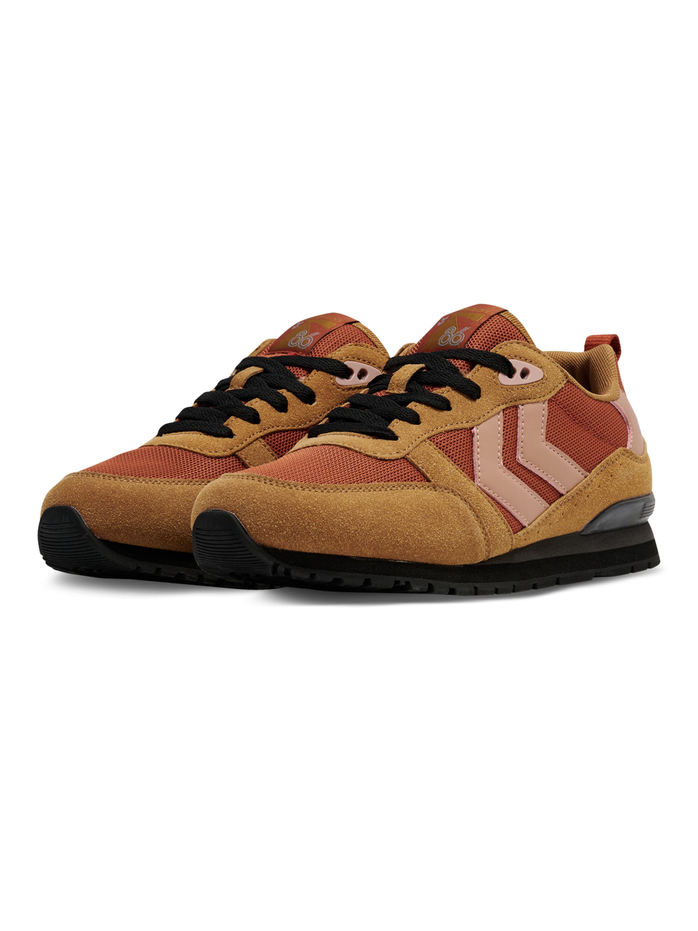 Hummel Sneaker in Braun
