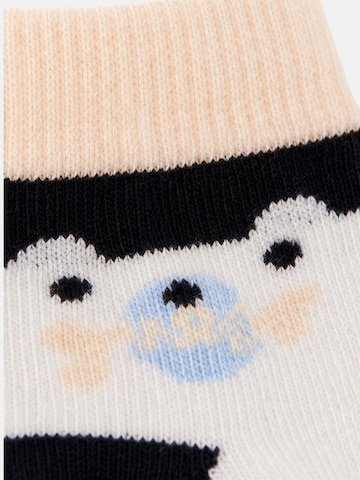 GUESS KIDS Skarpety w kolorze mieszane kolory