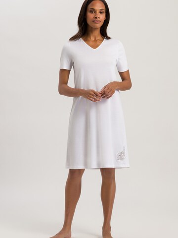 Hanro Nachthemd 'Michelle' in Weiß