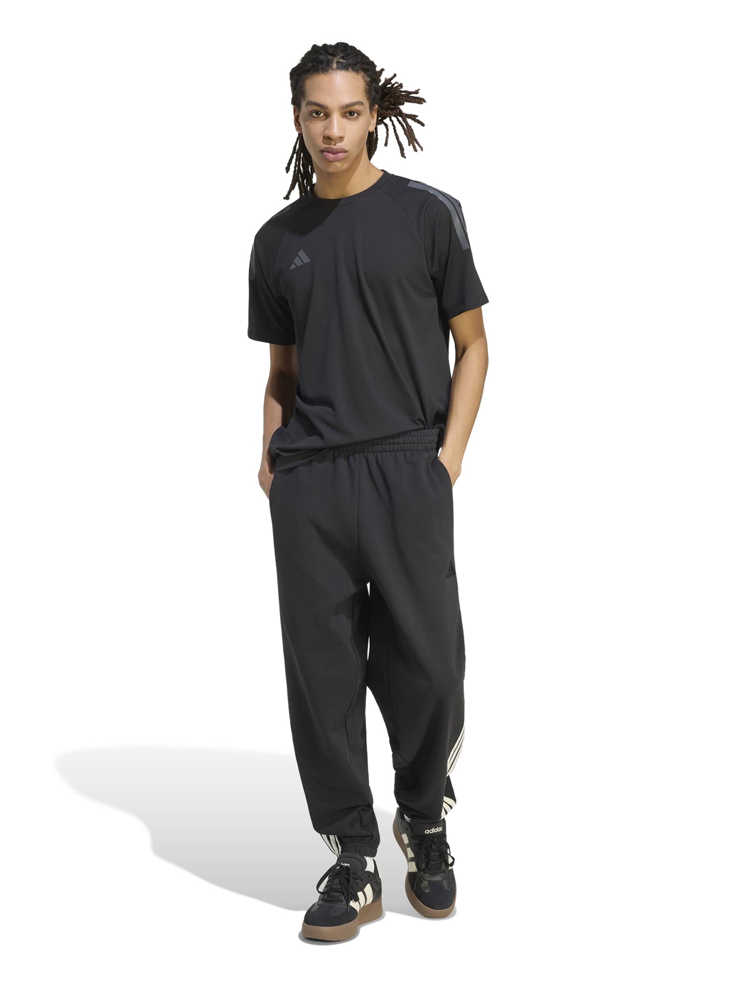 ADIDAS SPORTSWEAR Tapered Sportbyxa i svart
