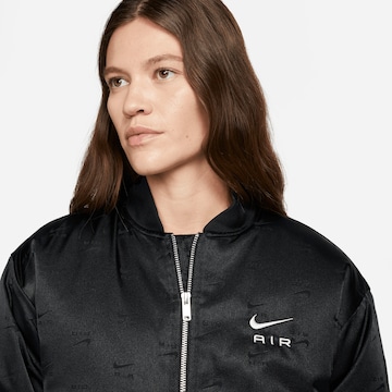 Nike Sportswear Jacke in Schwarz