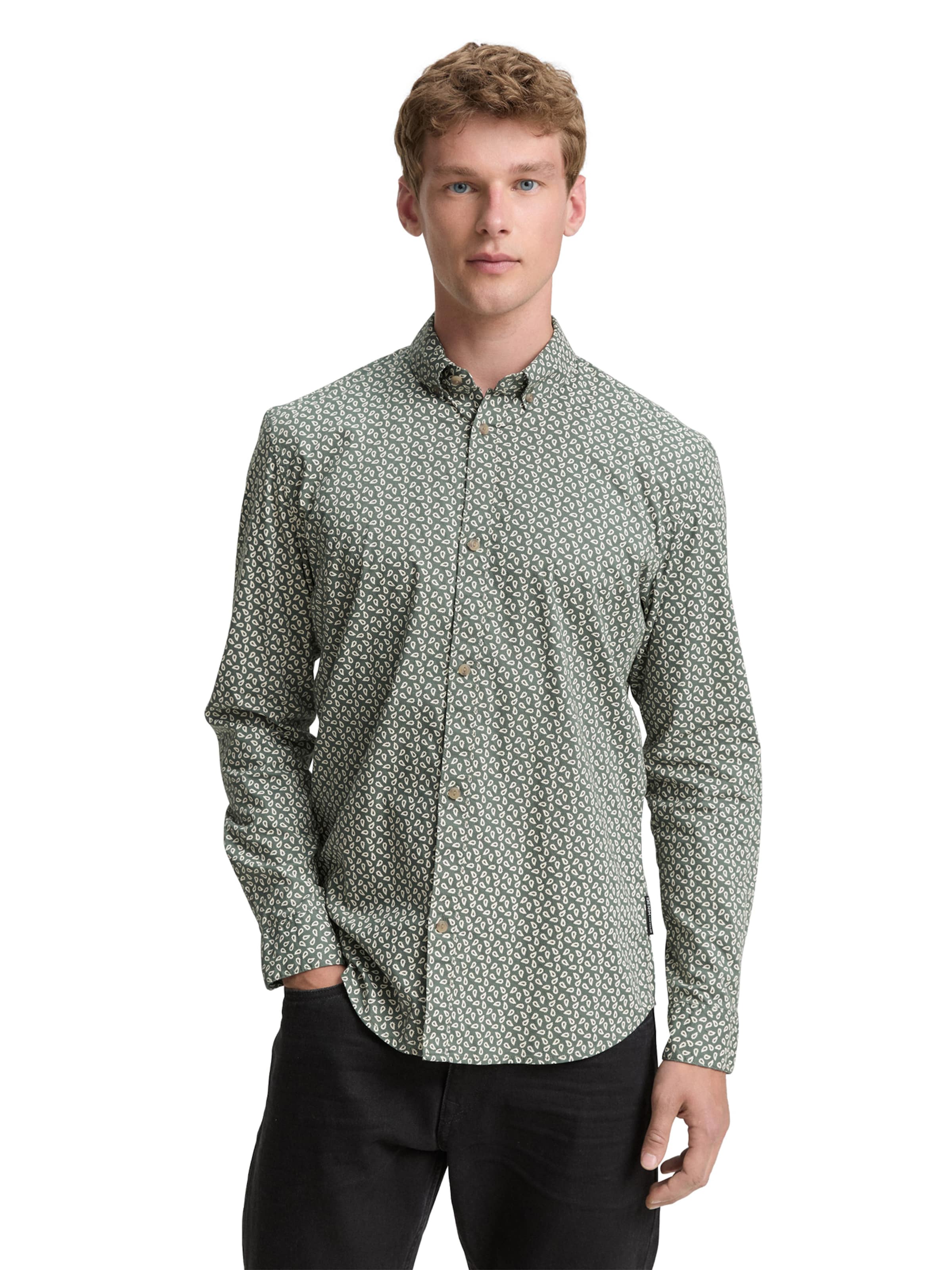 TOM TAILOR DENIM Slim fit Button Up Shirt in Green: front