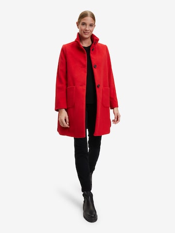 Manteau mi-saison Betty Barclay en rouge