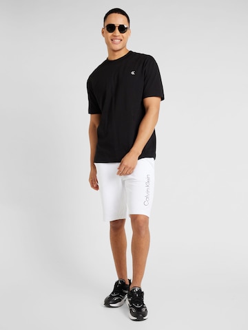 Calvin Klein - Regular Calças 'Degrade' em branco