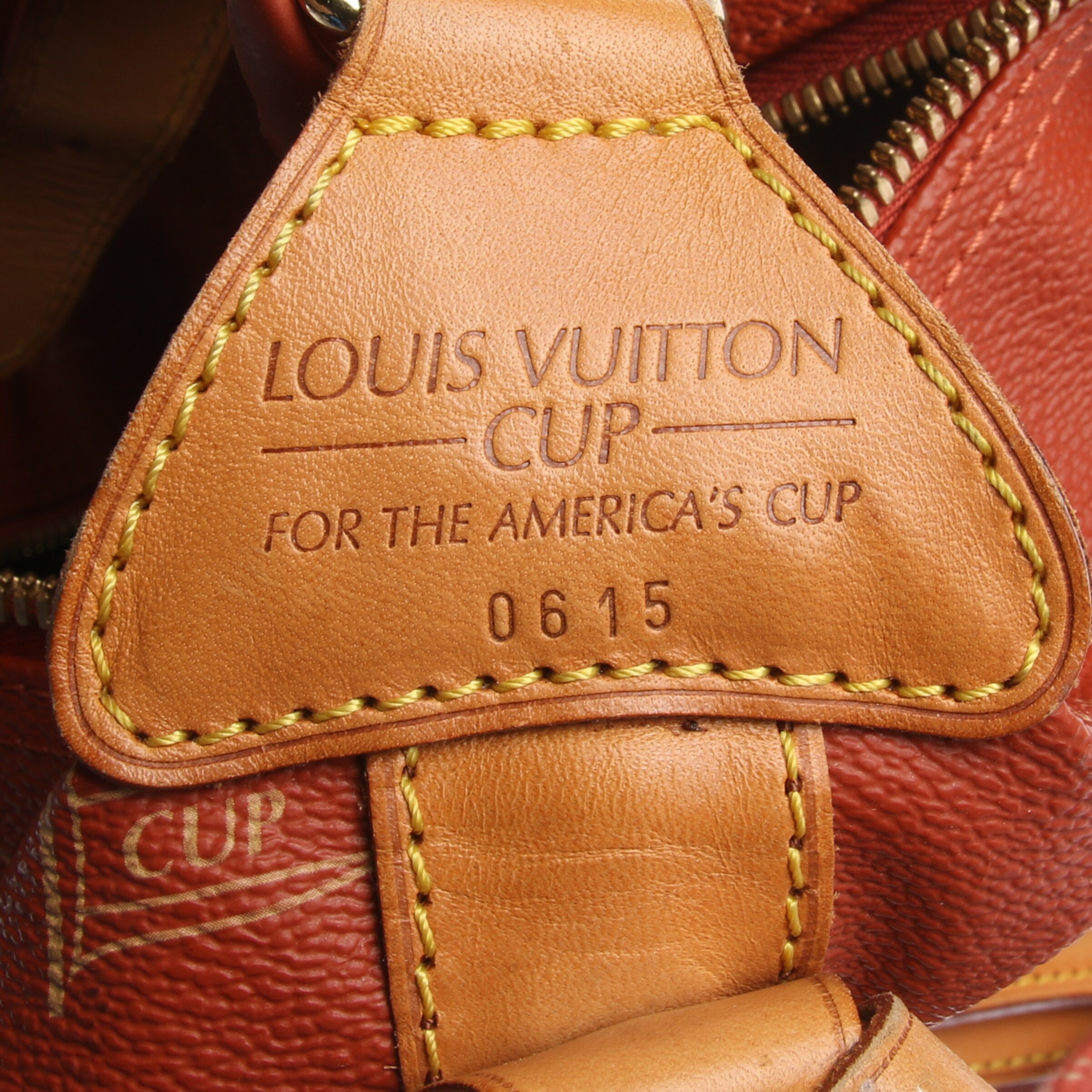 Louis Vuitton Bag in One size in Brown