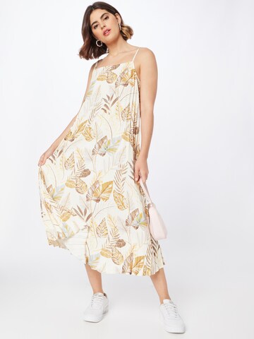 Robe 'Annalena' Herrlicher en beige