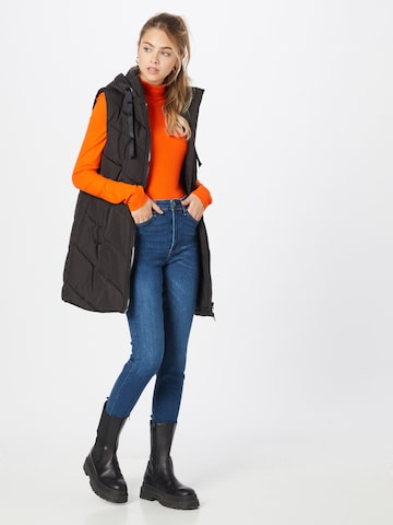 JDY Bodywarmer 'Skylar' in Zwart