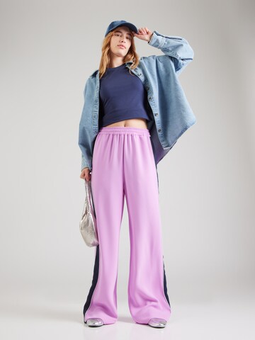 Essentiel Antwerp Wide leg Pants in Pink