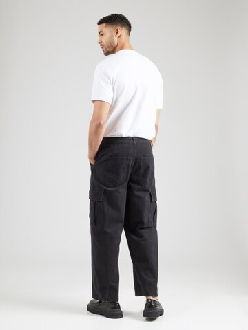 Wide leg Pantaloni con pieghe di TRAPP in nero