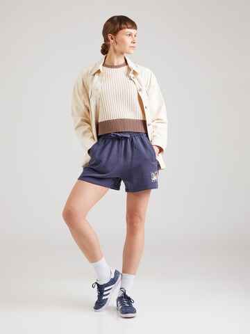 ADIDAS ORIGINALS - Loosefit Pantalón en azul