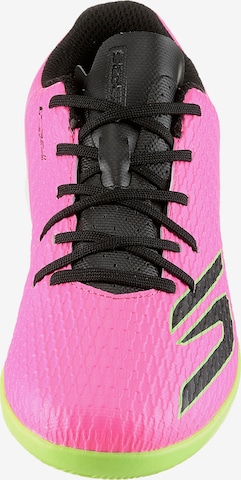 SKECHERS Fußballschuh in Pink: Vorderseite