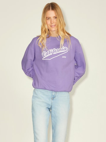JJXX Sweatshirt 'Beatrice' in Purple: front