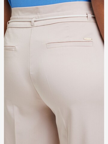 Regular Pantalon à plis Betty & Co en beige