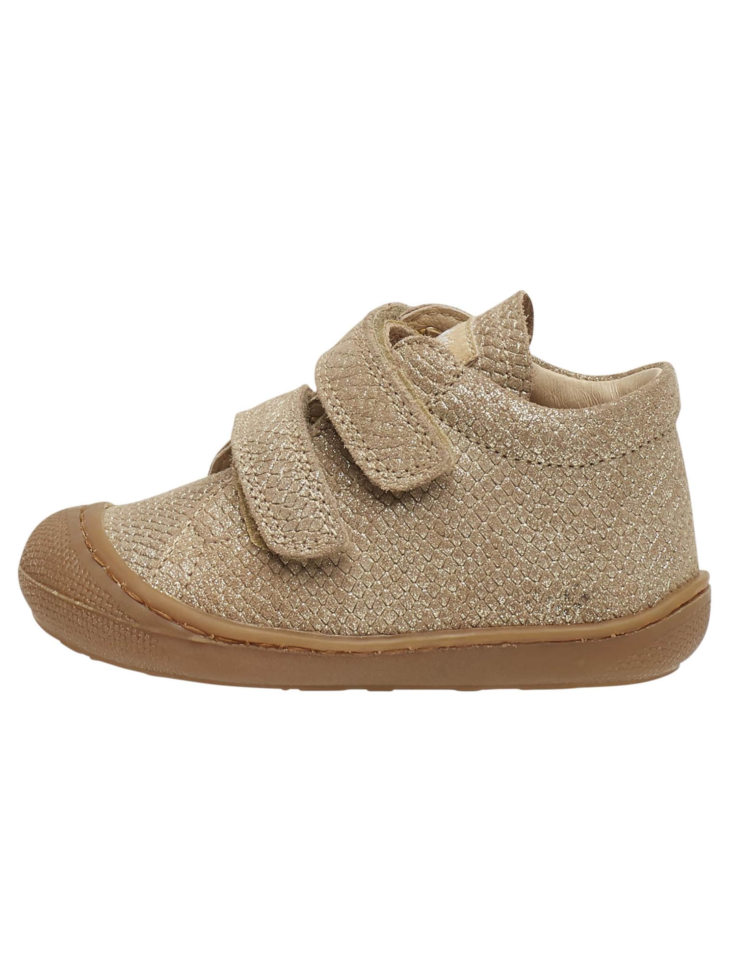 NATURINO Sneakers 'COCOON VL' in Goud: voorkant