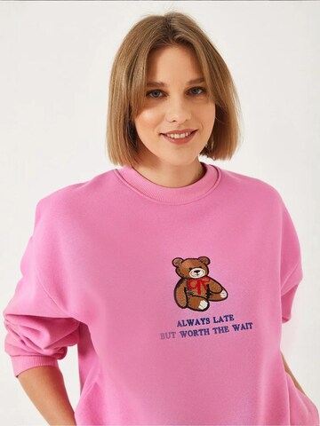 Bianco Lucci Sweatshirt in Roze