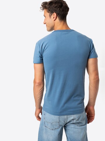 Derbe T-Shirt in Blau