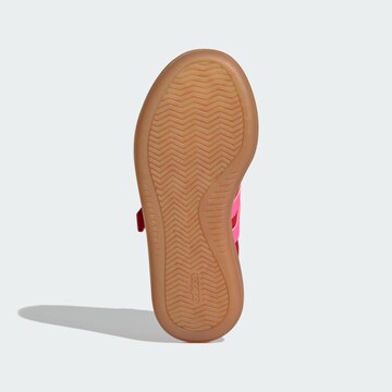 Baskets basses 'Barreda Decode' ADIDAS SPORTSWEAR en rouge