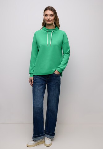 STREET ONE Sweatshirt in Green
