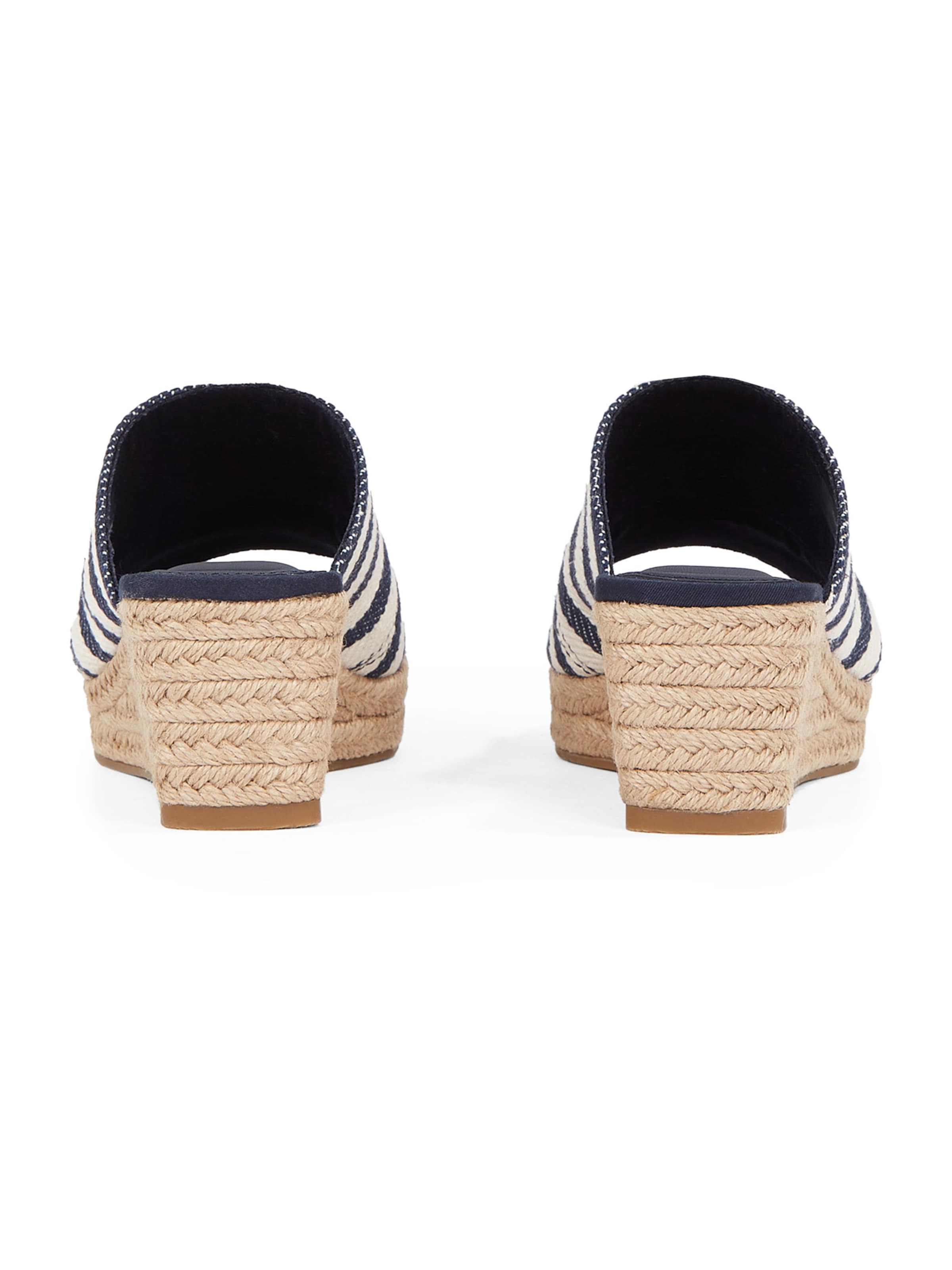 Saboți de la TOMMY HILFIGER pe albastru