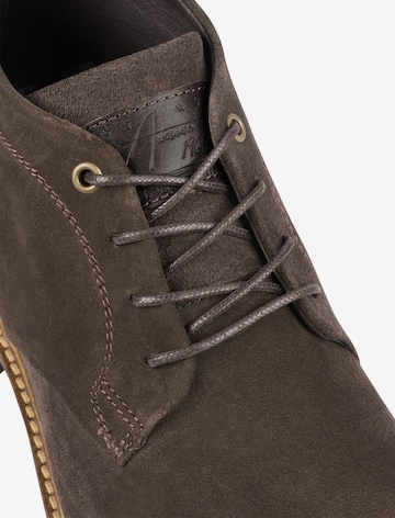 BULLBOXER Lace-Up Boots in Brown