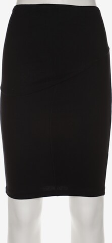 H&M Skirt in XS in Black: front