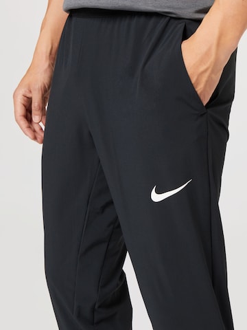 NIKE regular Sportsbukser i sort