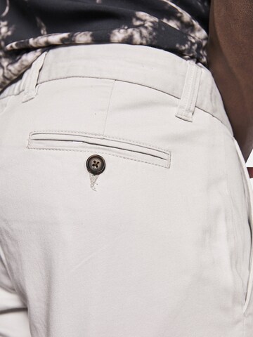 Regular Pantalon chino 'Ethan' Redefined Rebel en gris