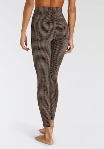 LASCANA Skinny Leggings in Braun