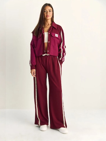 Pantalons de tailleur Bianco Lucci en rouge : devant